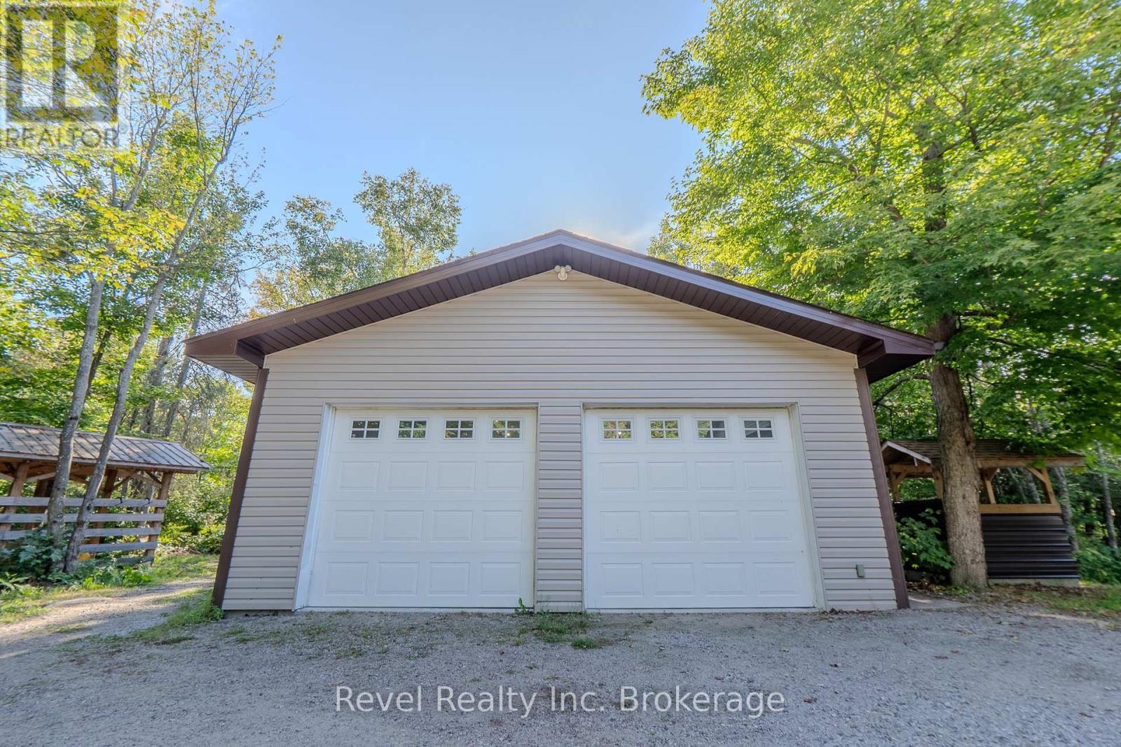 362 Chadbourne Drive, North Bay (Airport), Ontario  P1B 8G2 - Photo 33 - X12381066