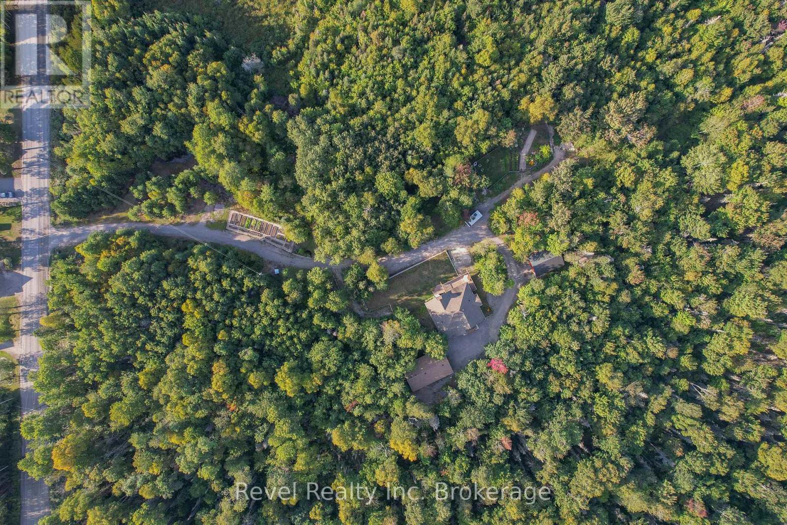 362 Chadbourne Drive, North Bay (Airport), Ontario  P1B 8G2 - Photo 43 - X12381066