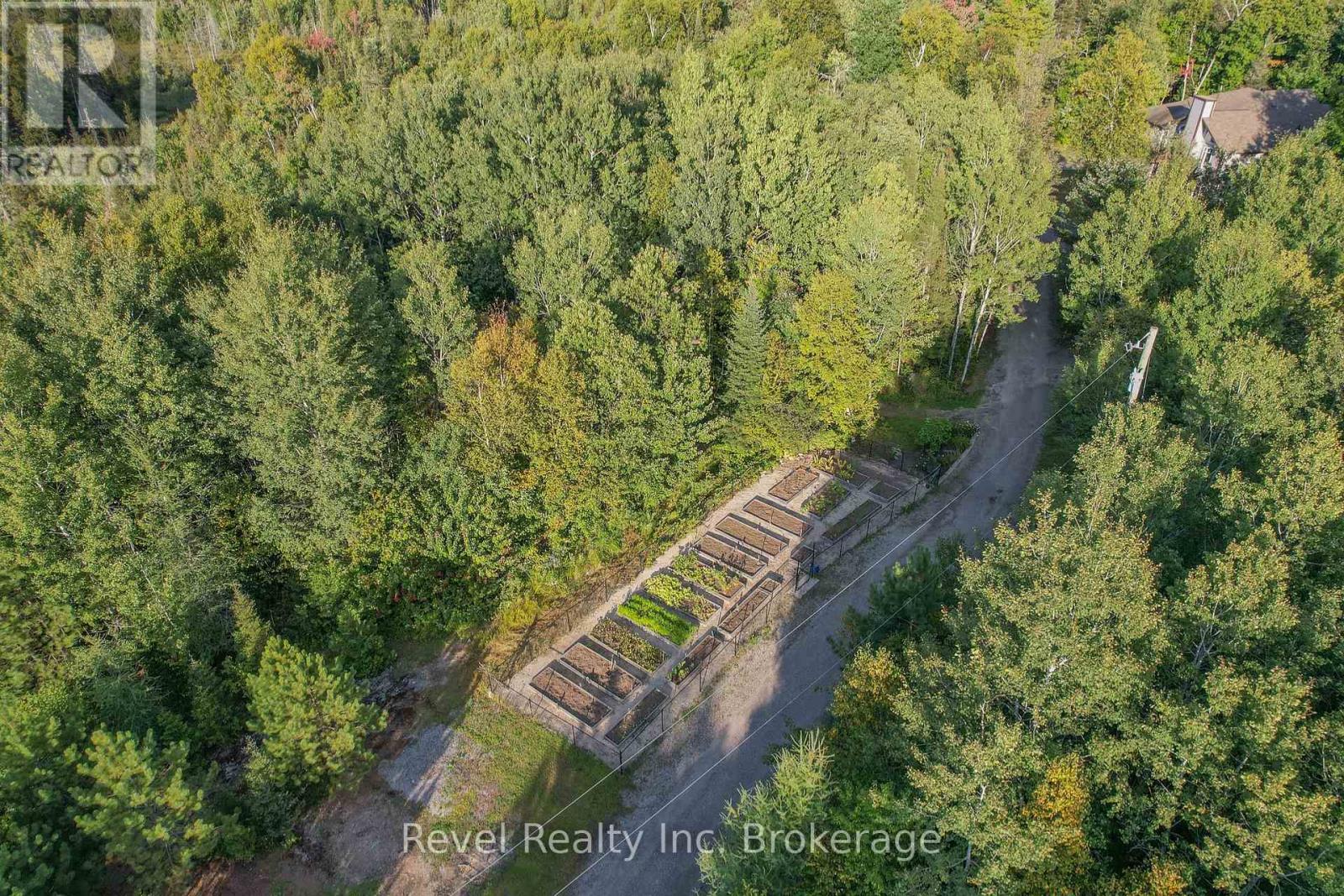 362 Chadbourne Drive, North Bay (Airport), Ontario  P1B 8G2 - Photo 44 - X12381066