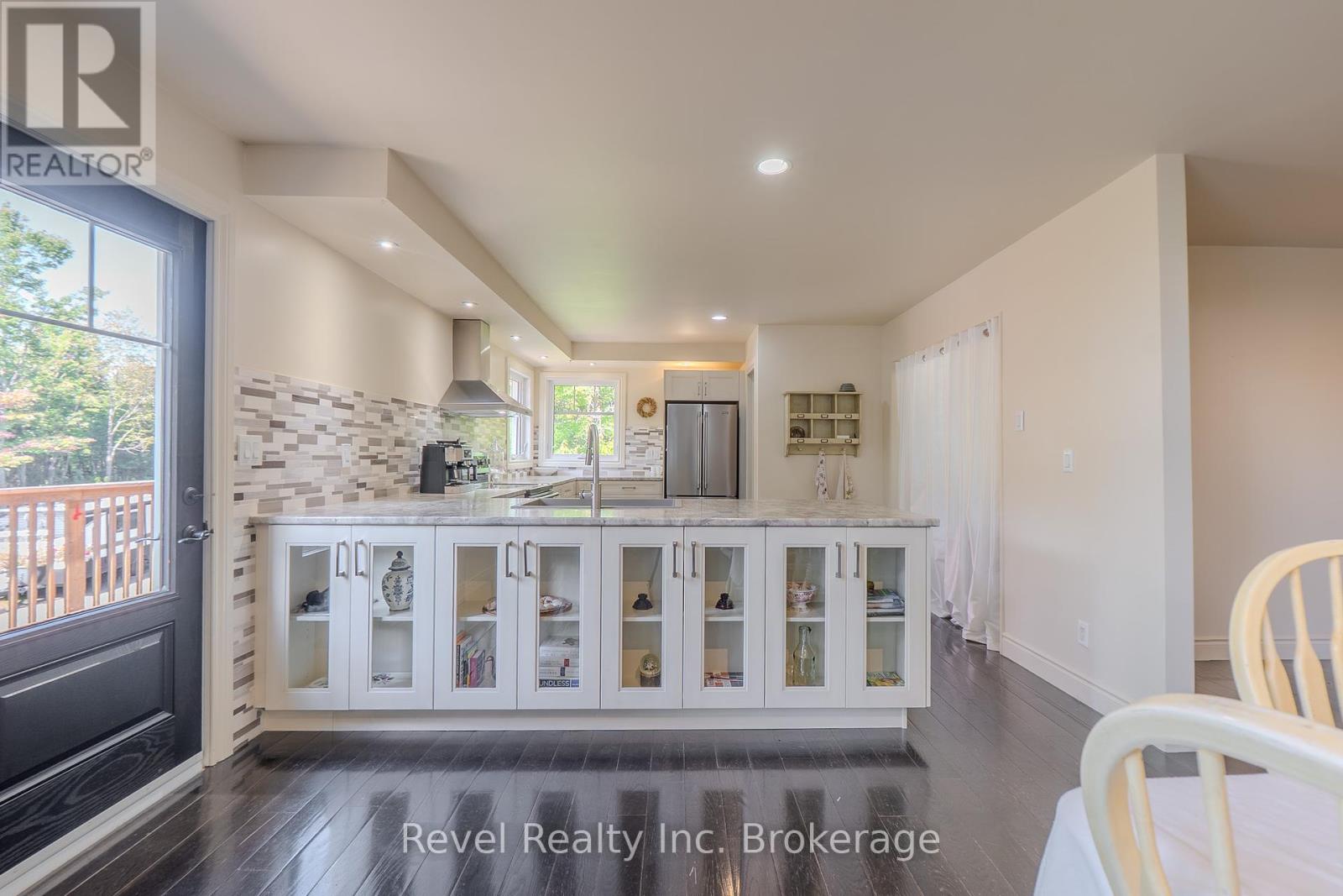 362 Chadbourne Drive, North Bay (Airport), Ontario  P1B 8G2 - Photo 9 - X12381066