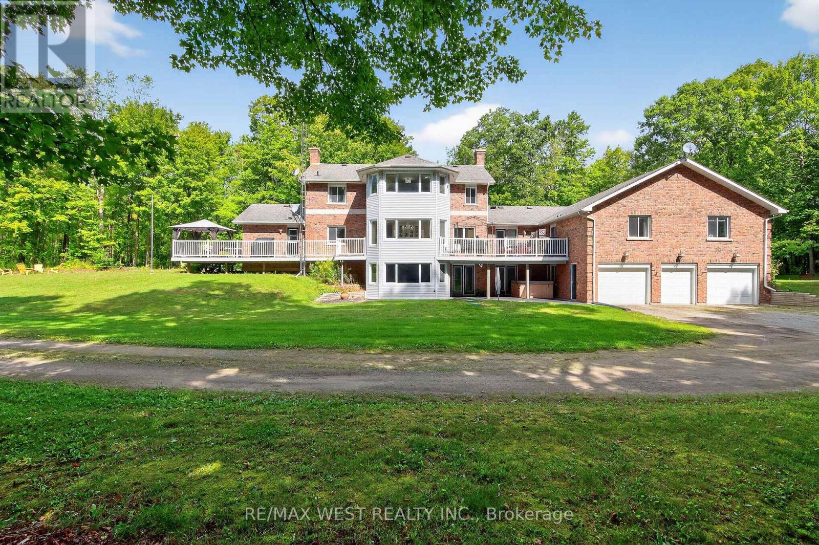 398 Sandy Hook Road, Kawartha Lakes, Ontario  L0A 1K0 - Photo 3 - X12380585