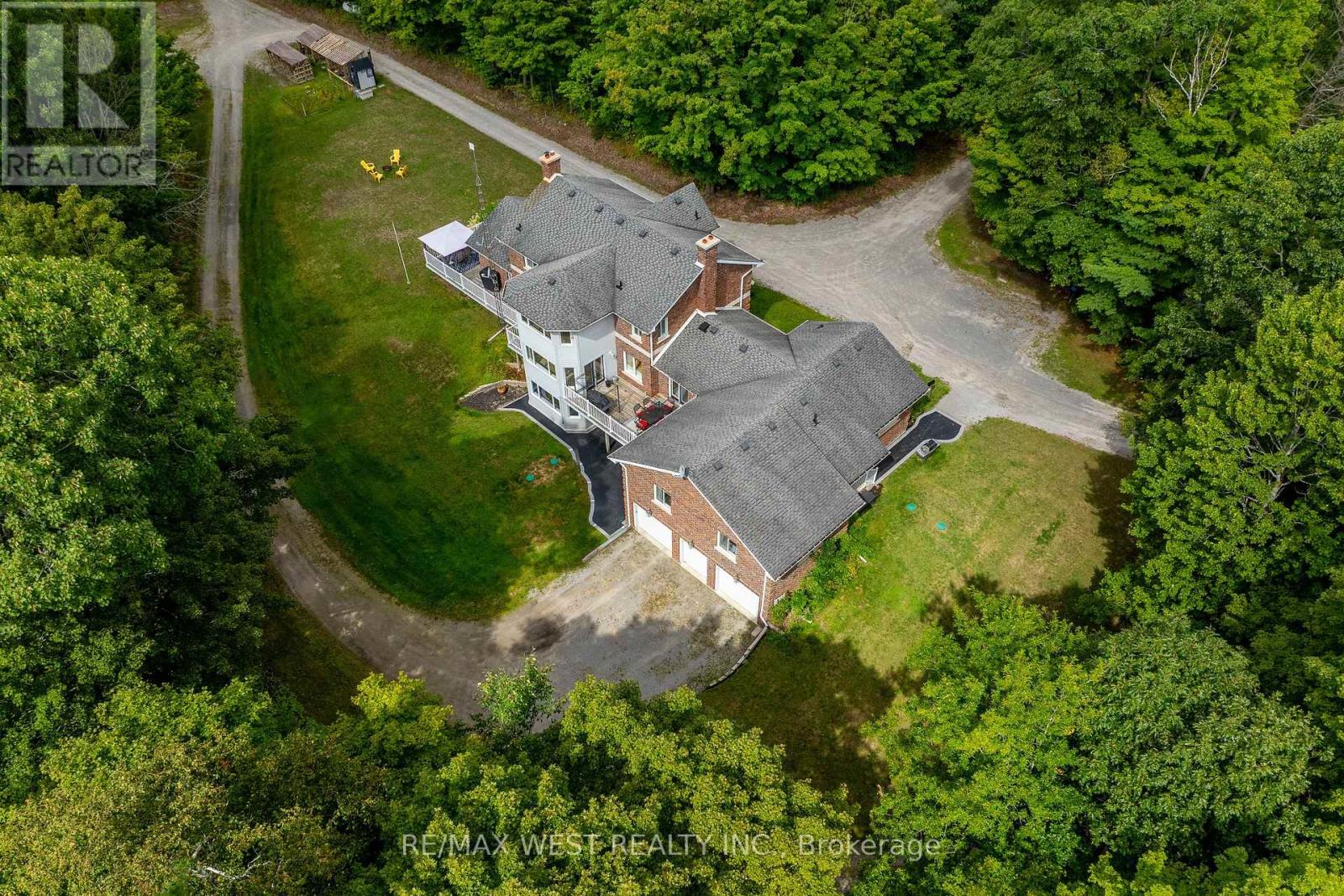 398 Sandy Hook Road, Kawartha Lakes, Ontario  L0A 1K0 - Photo 30 - X12380585