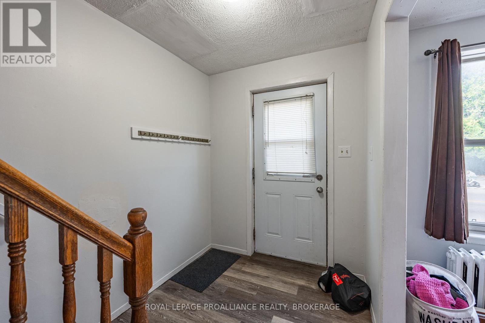 271-273 Rideau Street, Kingston, Ontario  K7K 3A7 - Photo 3 - X12380984