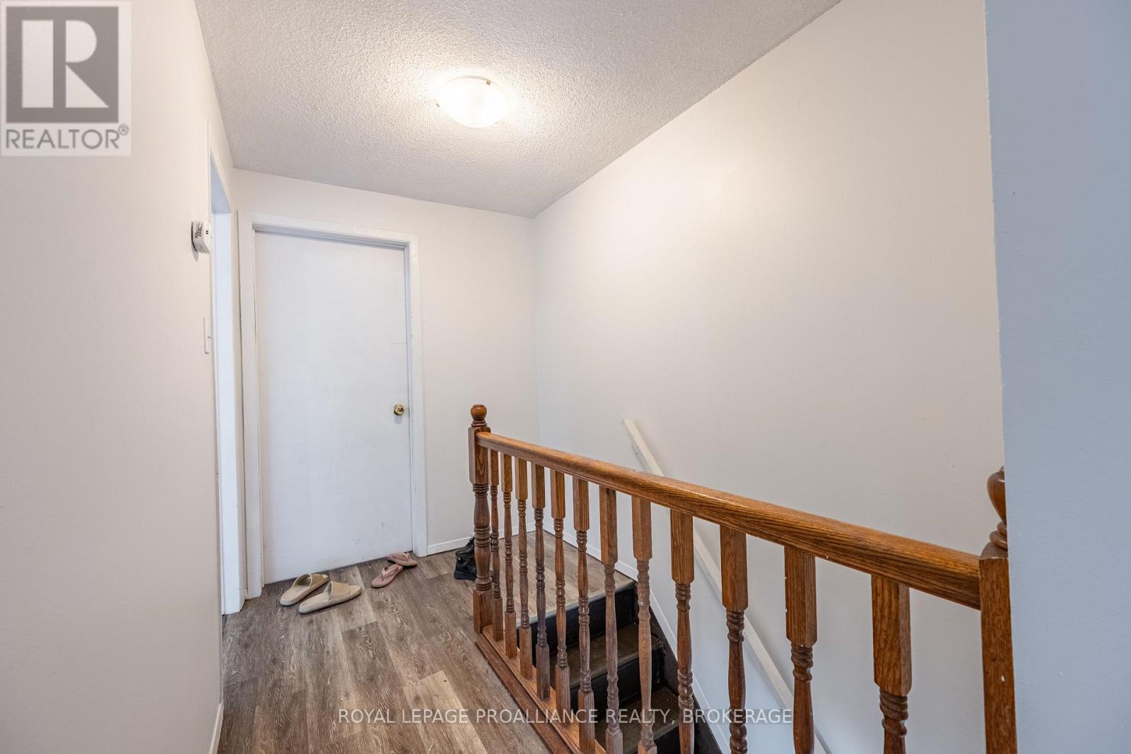 271-273 Rideau Street, Kingston, Ontario  K7K 3A7 - Photo 9 - X12380984