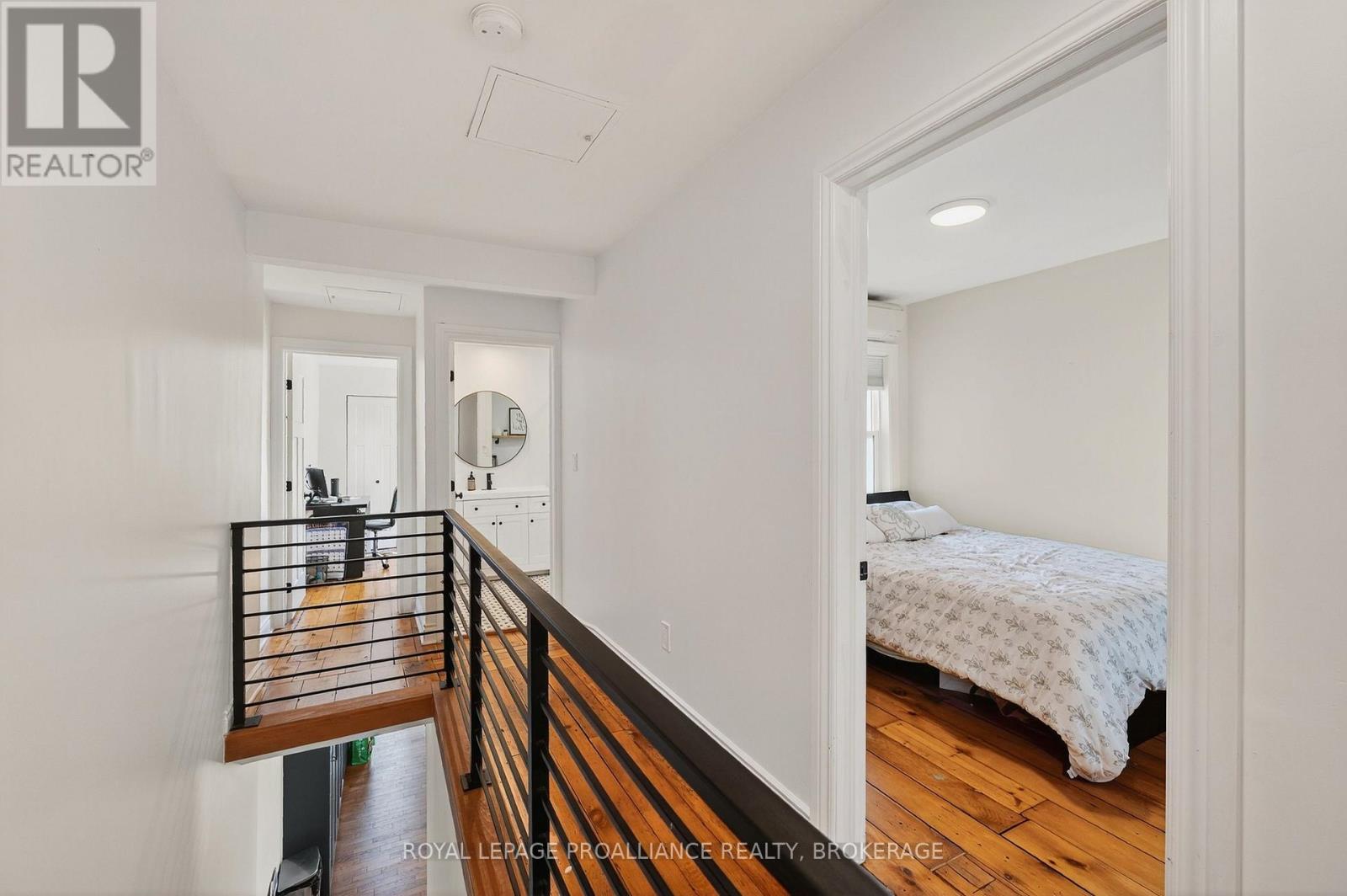 119 Montreal Street, Kingston, Ontario  K7K 3E9 - Photo 15 - X12381021