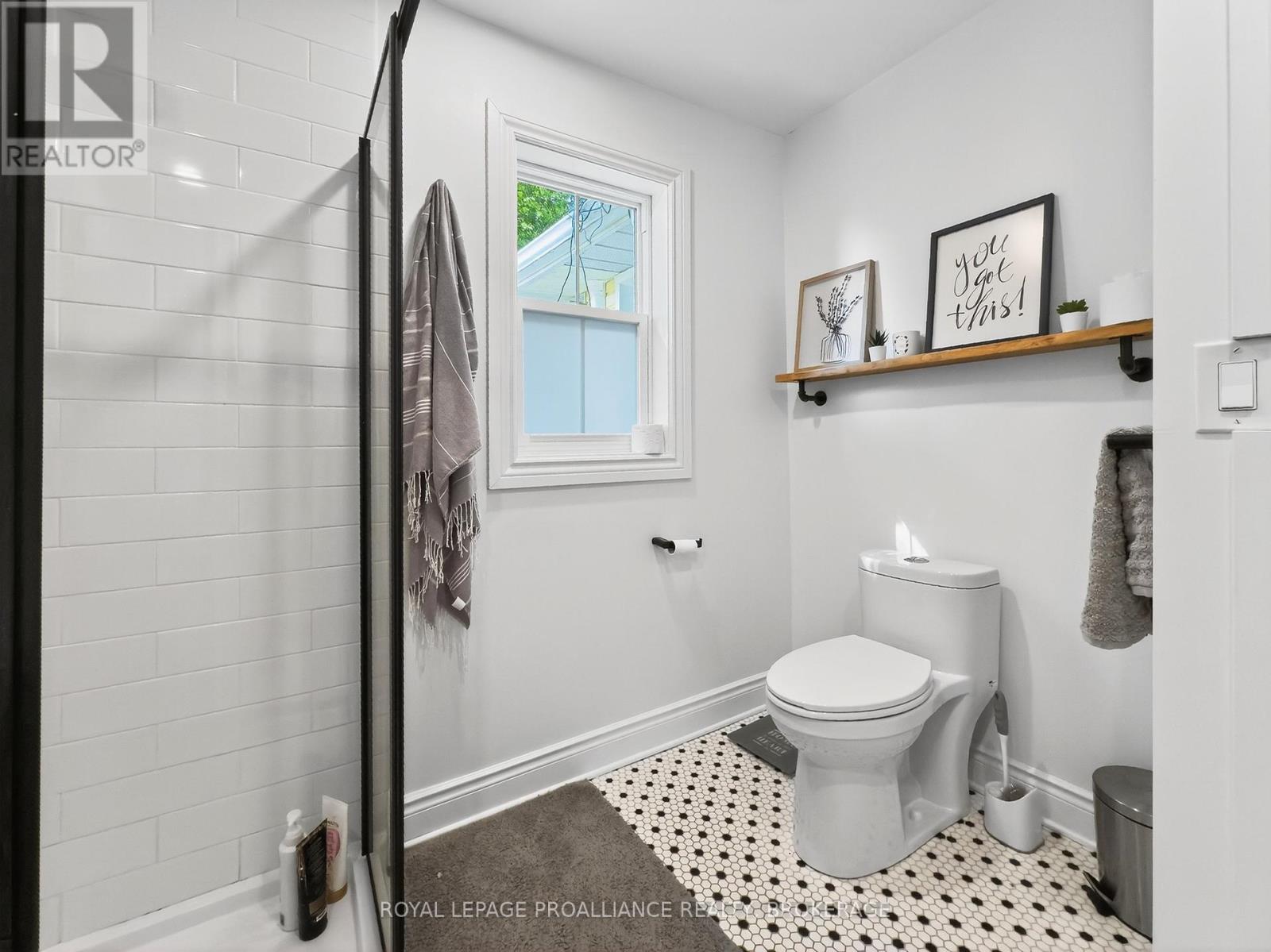 119 Montreal Street, Kingston, Ontario  K7K 3E9 - Photo 20 - X12381021