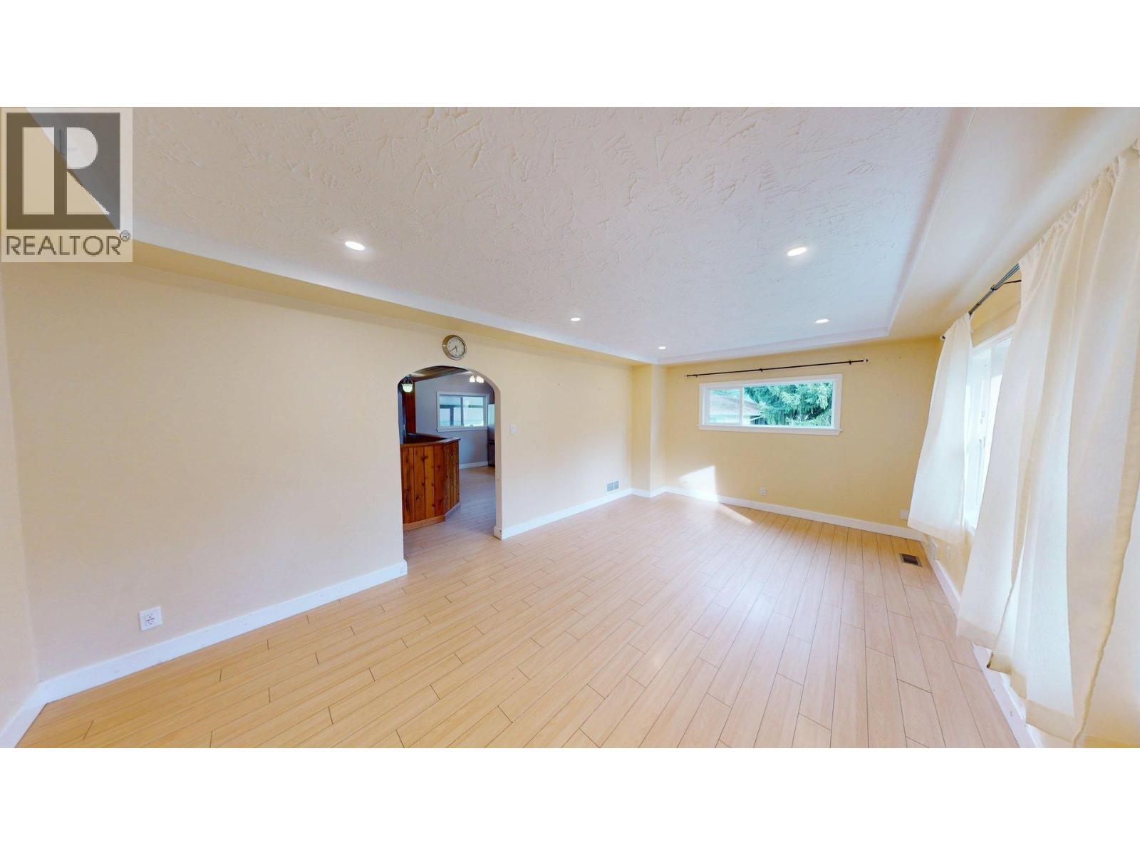 1301 6th Street, Genelle, British Columbia  V0G 1G0 - Photo 6 - 10361000