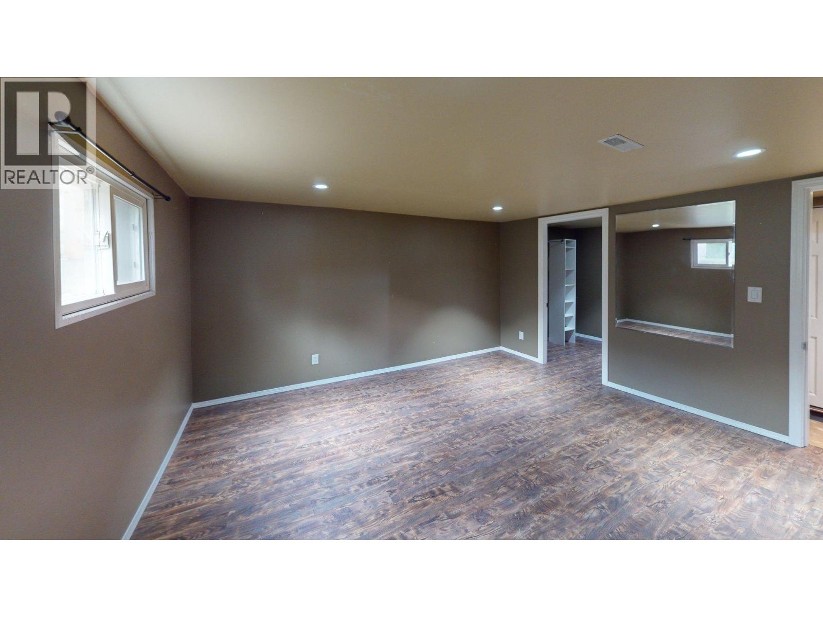 1301 6th Street, Genelle, British Columbia  V0G 1G0 - Photo 25 - 10361000