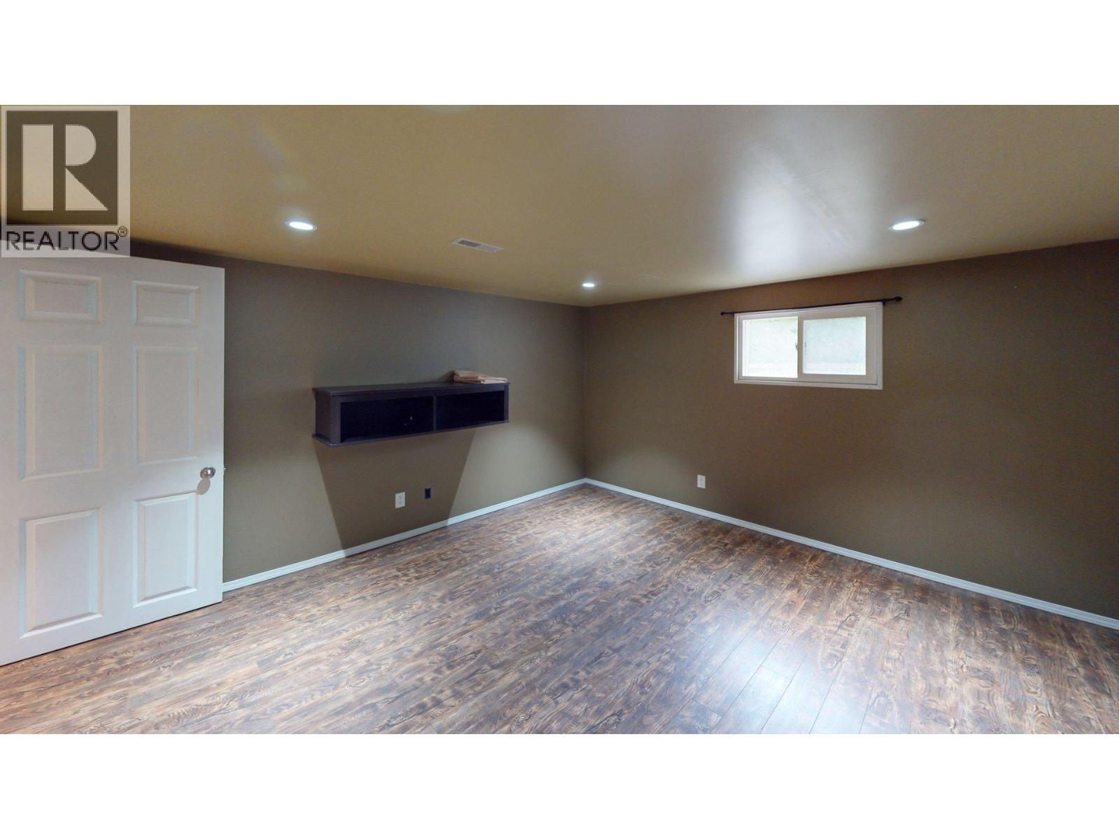 1301 6th Street, Genelle, British Columbia  V0G 1G0 - Photo 27 - 10361000