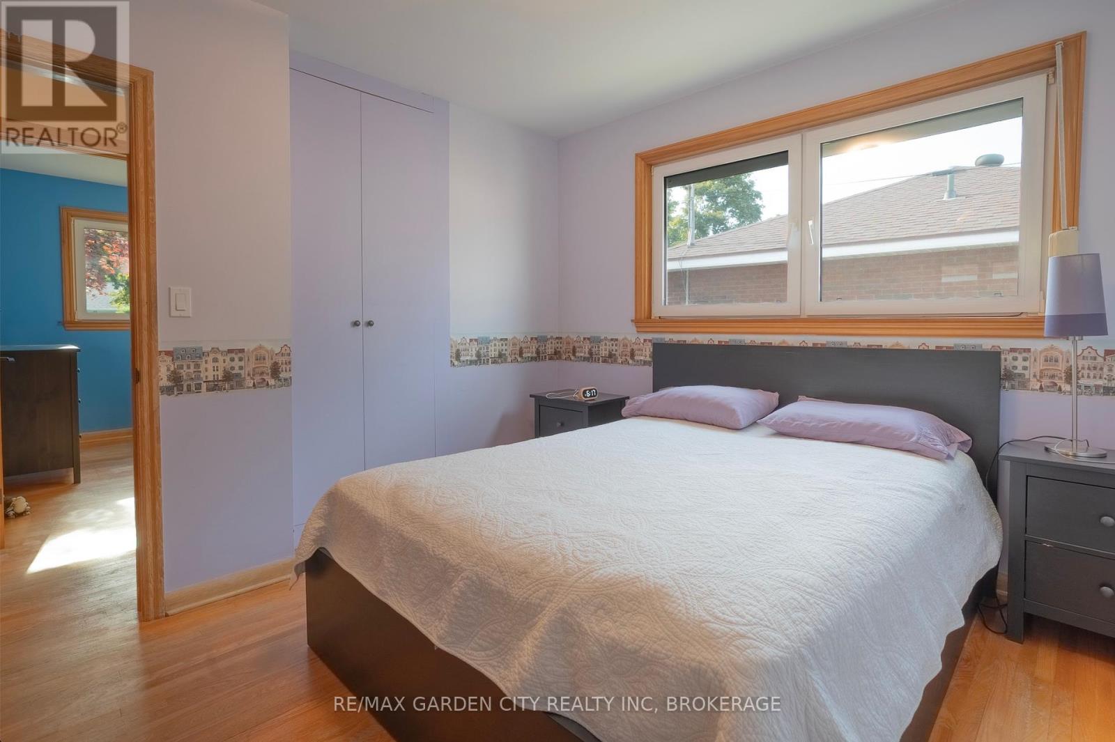 14 Edinburgh Drive, St. Catharines, Ontario  L2M 3H1 - Photo 10 - X12381012