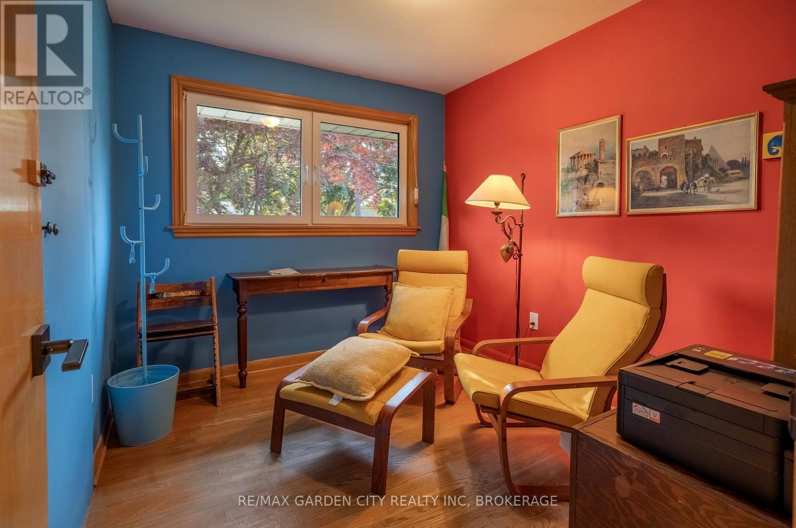14 Edinburgh Drive, St. Catharines, Ontario  L2M 3H1 - Photo 12 - X12381012