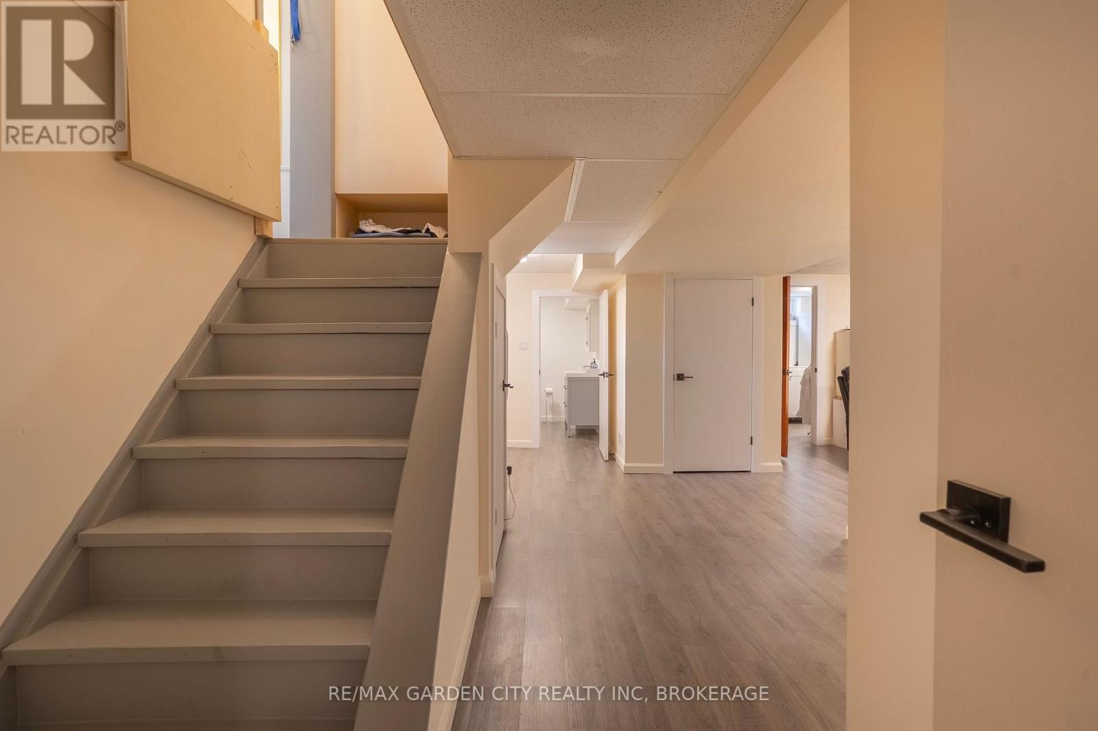 14 Edinburgh Drive, St. Catharines, Ontario  L2M 3H1 - Photo 14 - X12381012