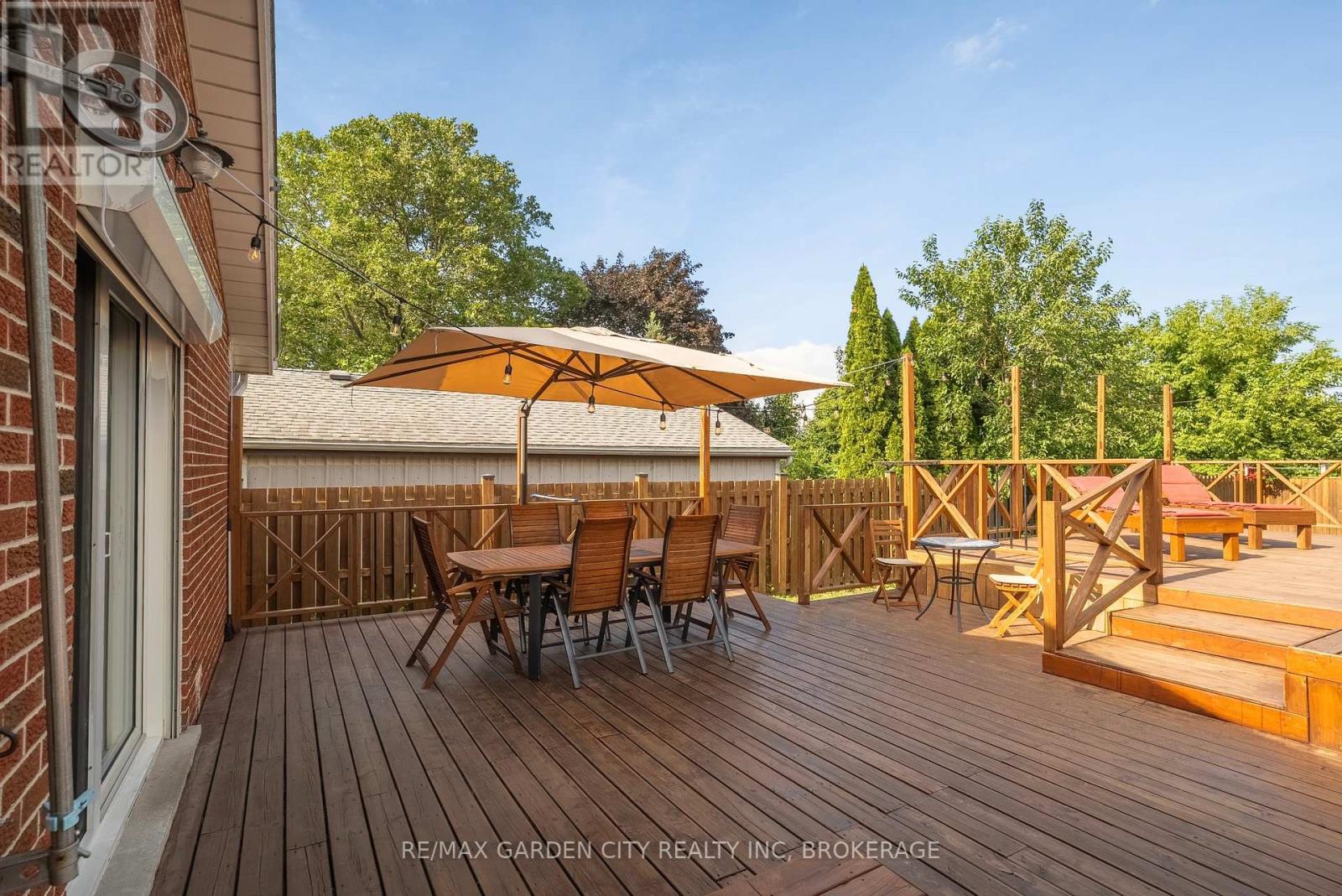 14 Edinburgh Drive, St. Catharines, Ontario  L2M 3H1 - Photo 25 - X12381012