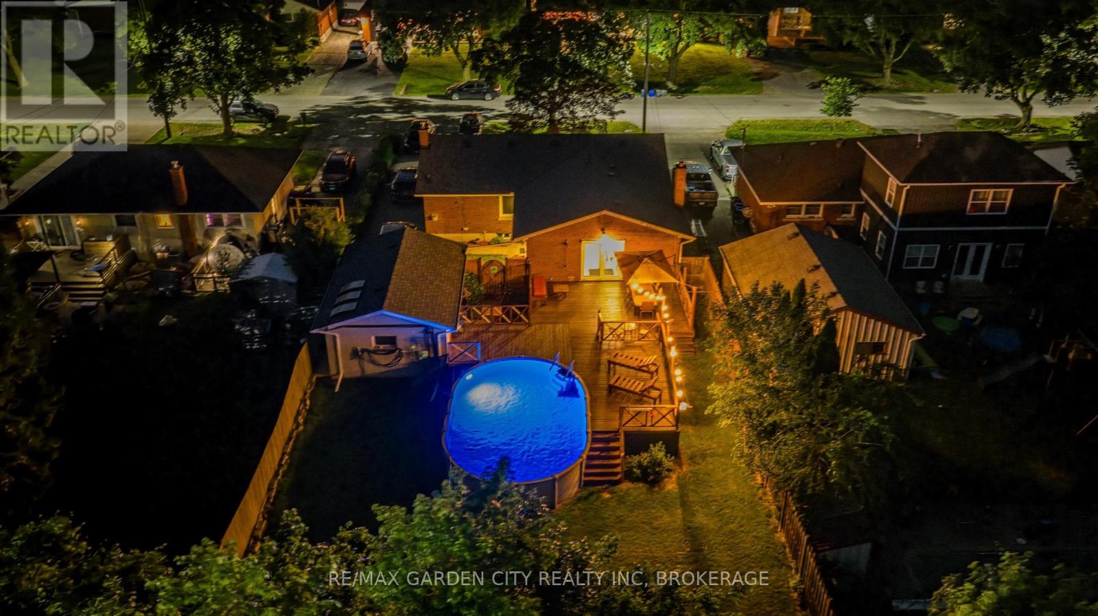 14 Edinburgh Drive, St. Catharines, Ontario  L2M 3H1 - Photo 35 - X12381012
