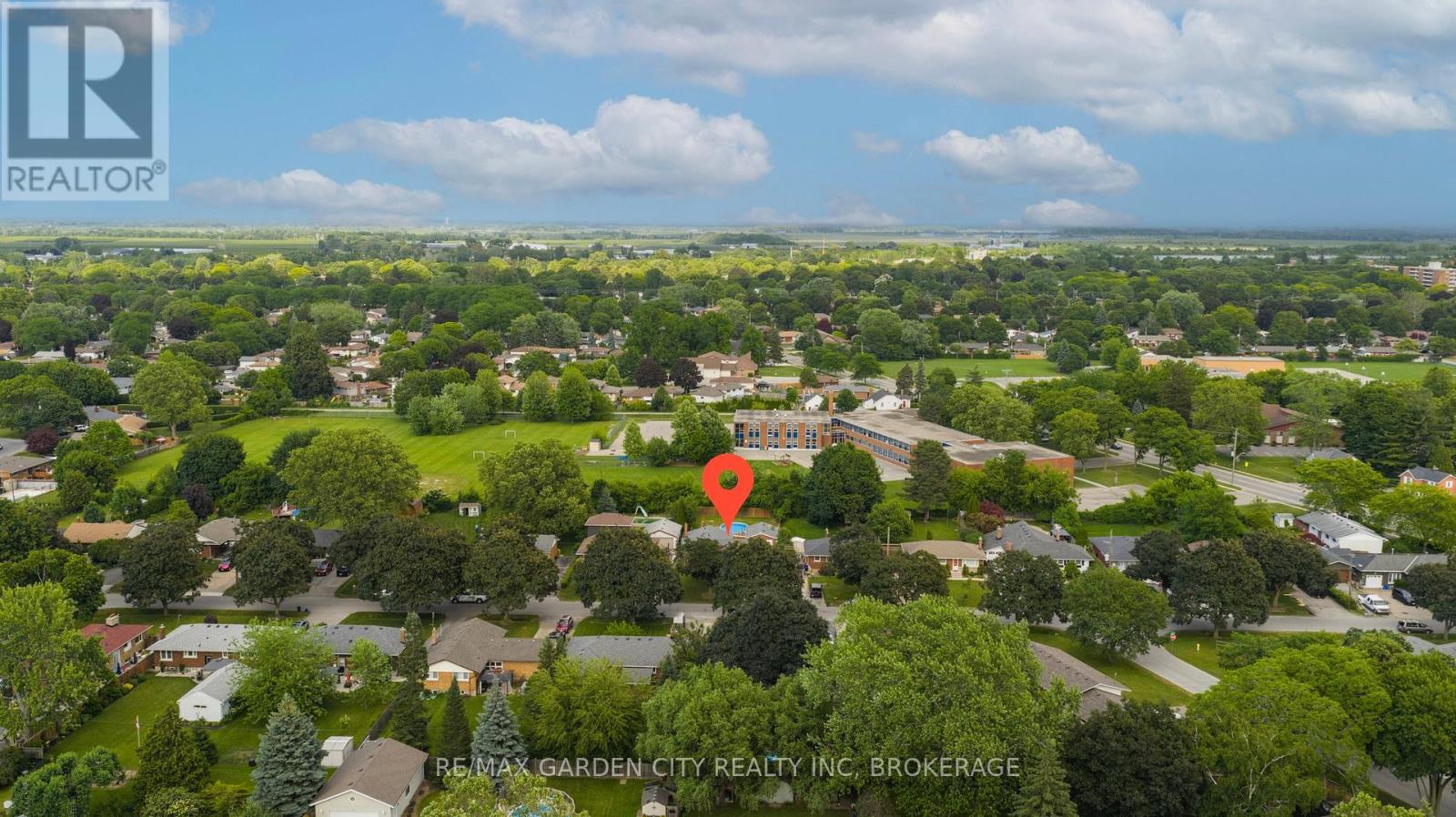 14 Edinburgh Drive, St. Catharines, Ontario  L2M 3H1 - Photo 39 - X12381012