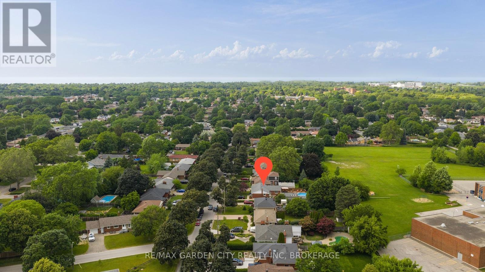 14 Edinburgh Drive, St. Catharines, Ontario  L2M 3H1 - Photo 40 - X12381012