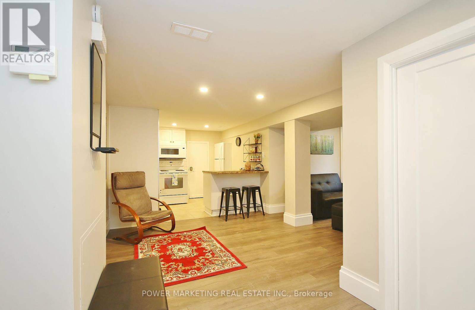 A - 835 Montreal Road, Ottawa, Ontario  K1K 0S9 - Photo 3 - X12375683
