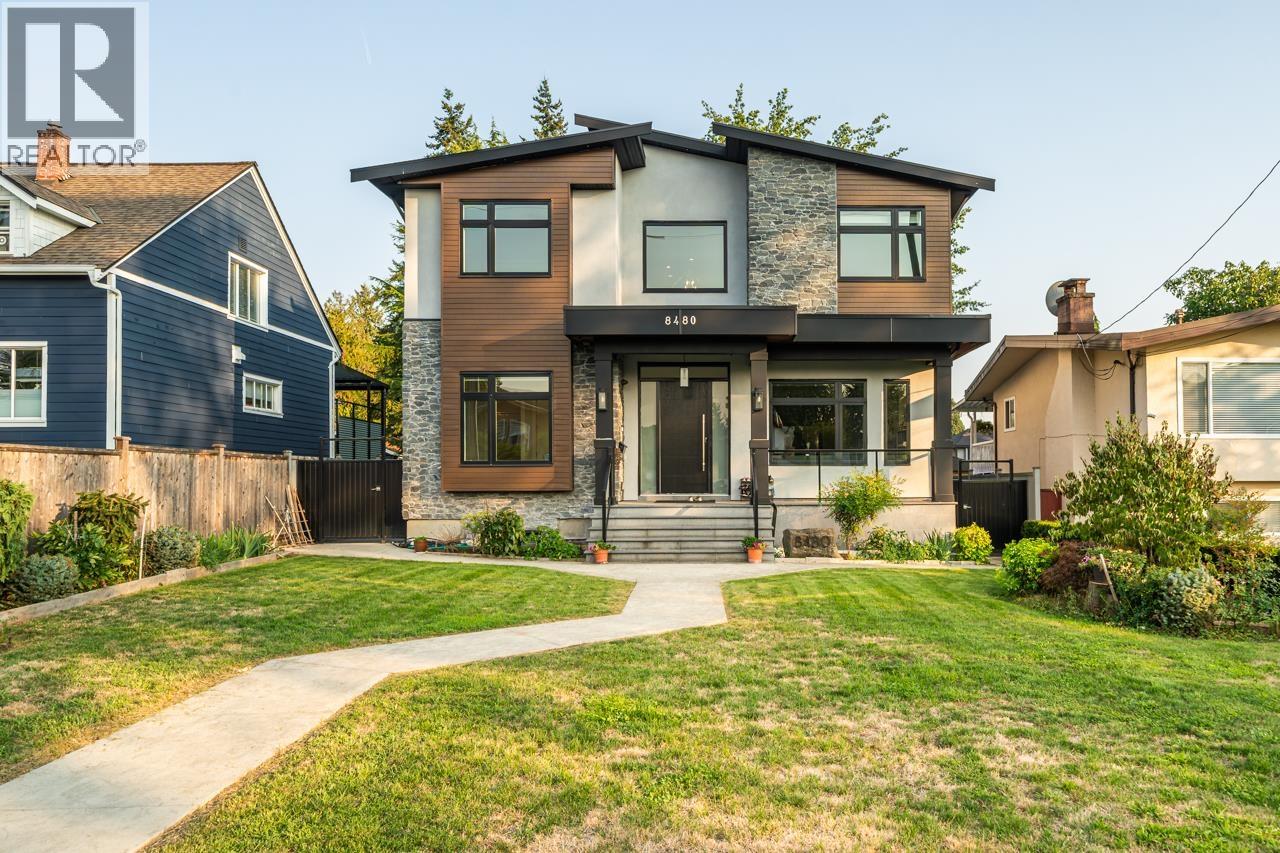 8480 13TH AVENUE, Burnaby, British Columbia