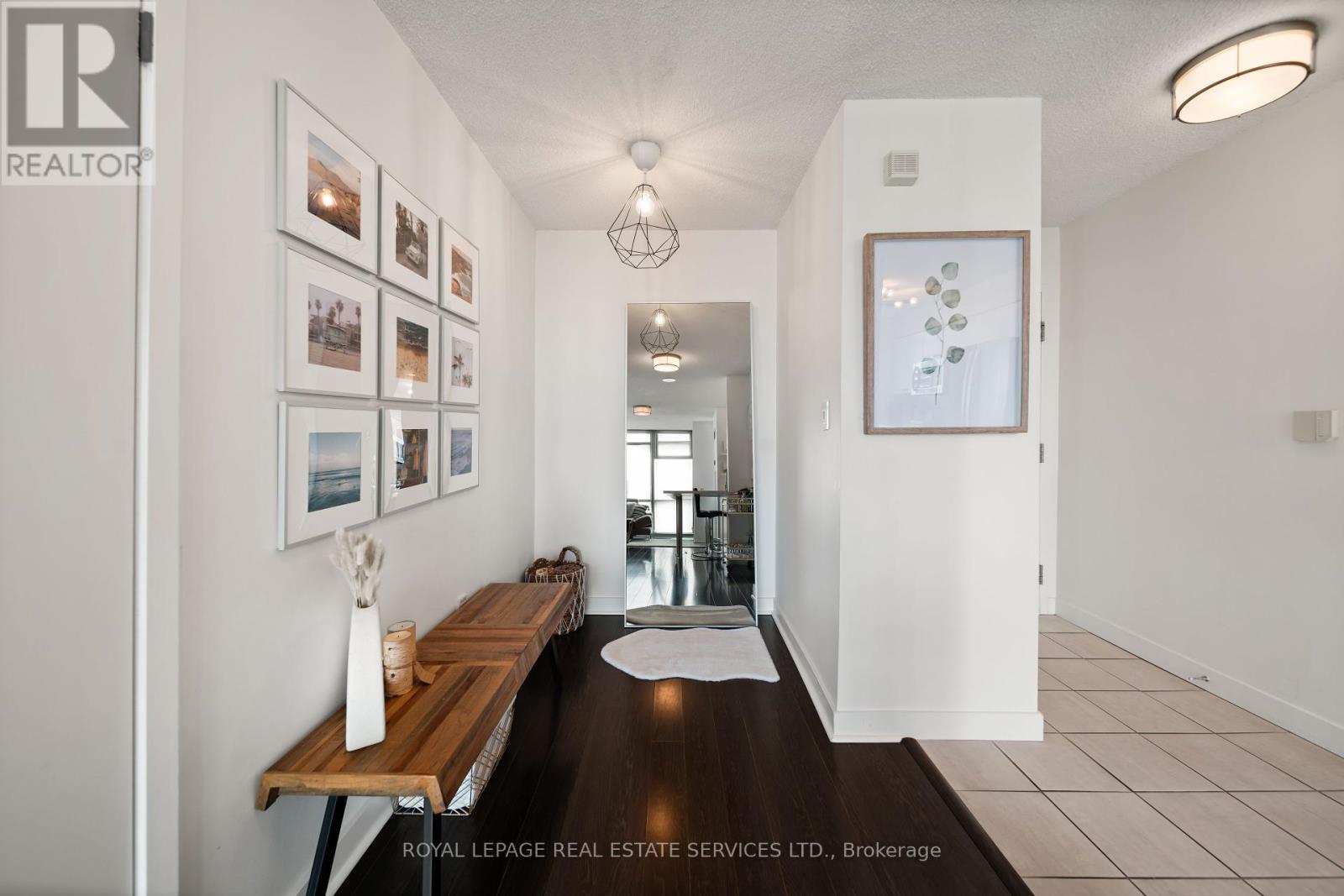 3906 - 11 Brunel Court, Toronto, Ontario  M5V 3Y3 - Photo 13 - C12380725