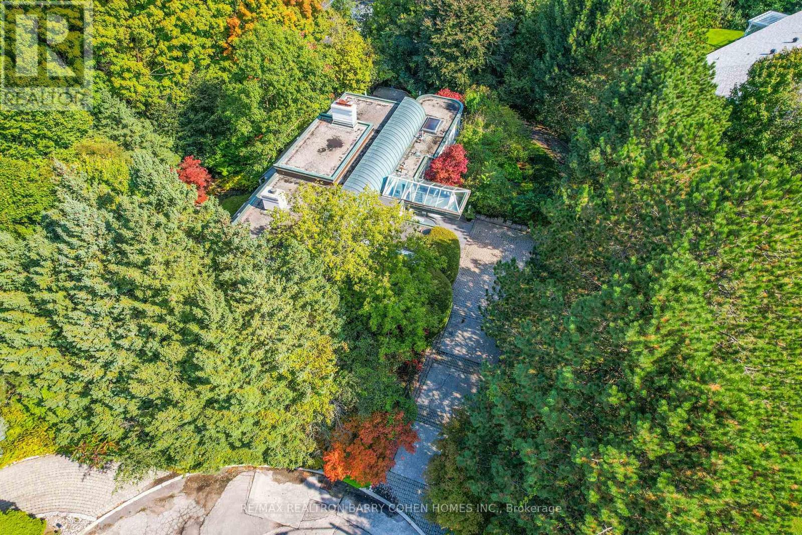 18 Timberglade Court, Toronto, Ontario  M2L 2Y2 - Photo 48 - C12380729