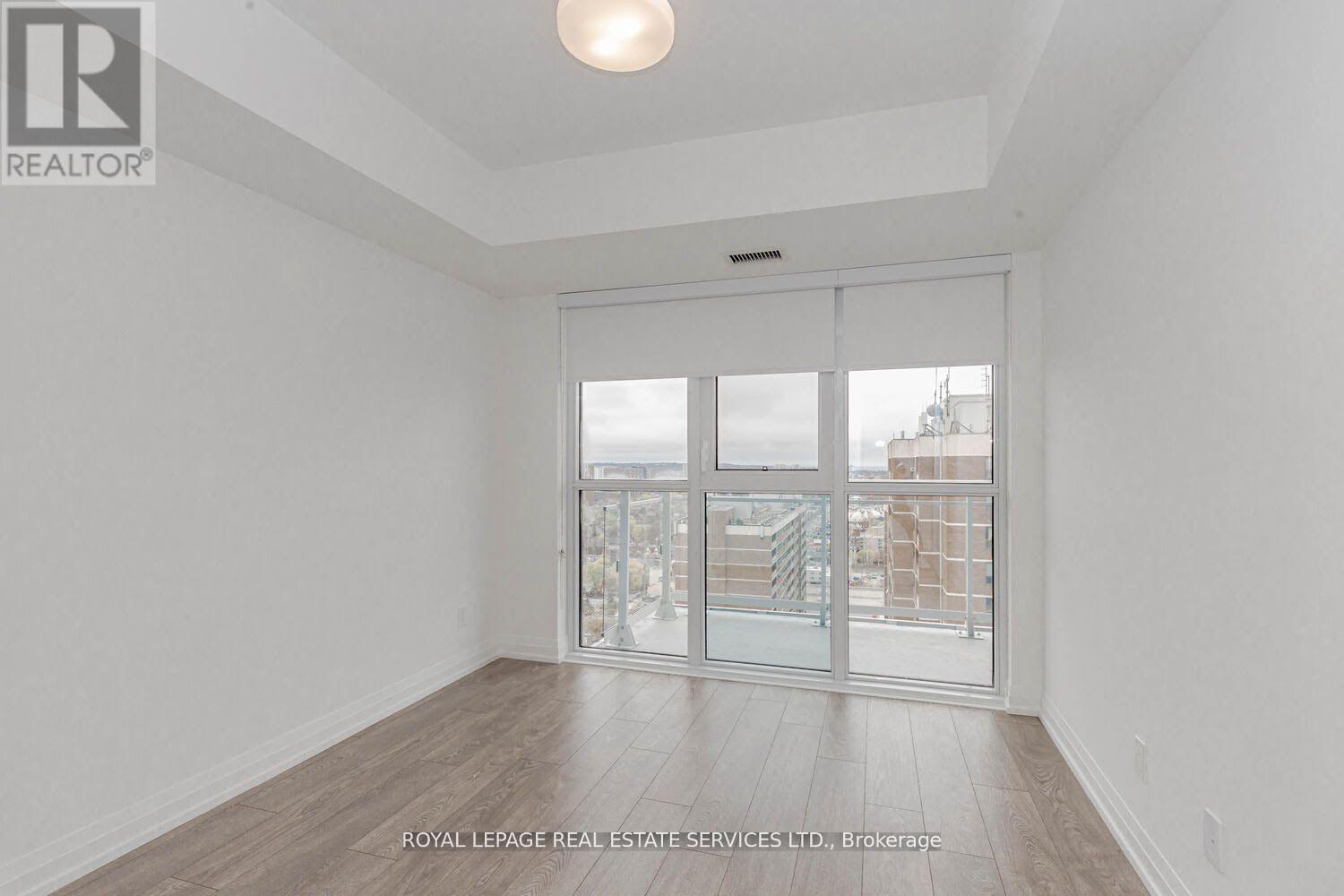2604 - 286 Main Street, Toronto, Ontario  M4C 0B3 - Photo 19 - E12380862