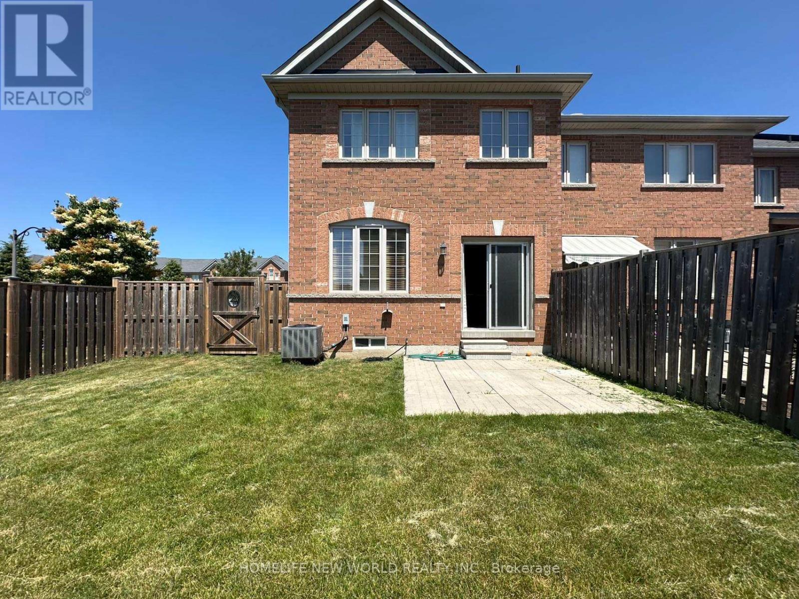35 Westport Drive, Whitby, Ontario  L1R 0J4 - Photo 18 - E12380910
