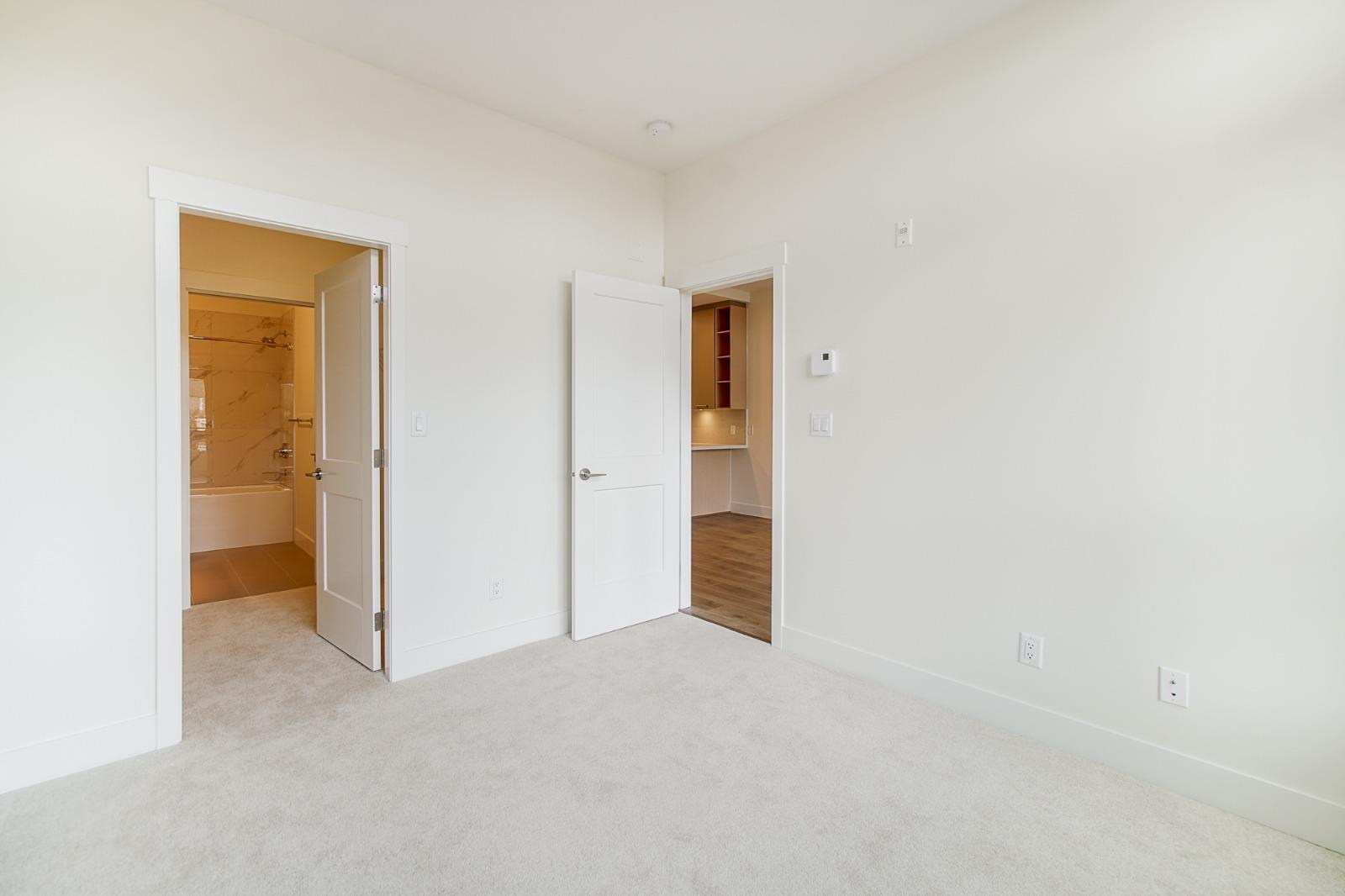 103 14022 North Bluff Road, Surrey, British Columbia  V4B 3C3 - Photo 8 - R3042987