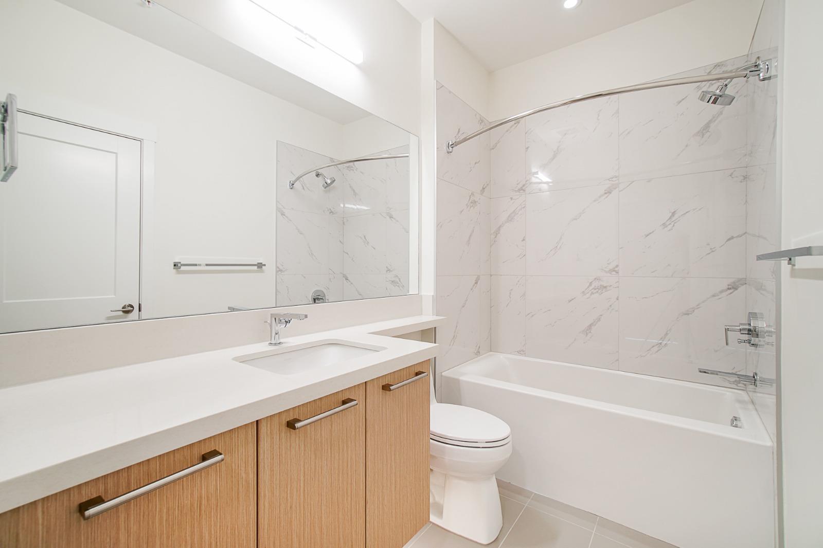 103 14022 North Bluff Road, Surrey, British Columbia  V4B 3C3 - Photo 12 - R3042987