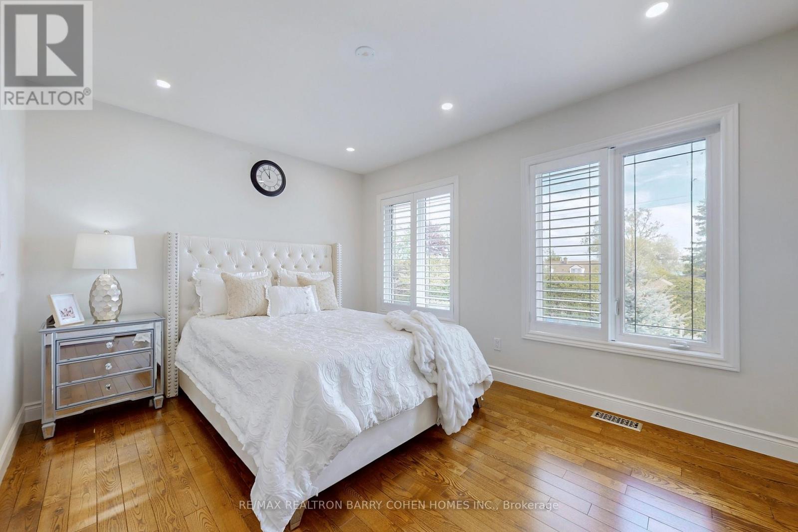 530 Duclos Point Road, Georgina, Ontario  L0E 1N0 - Photo 32 - N12380788