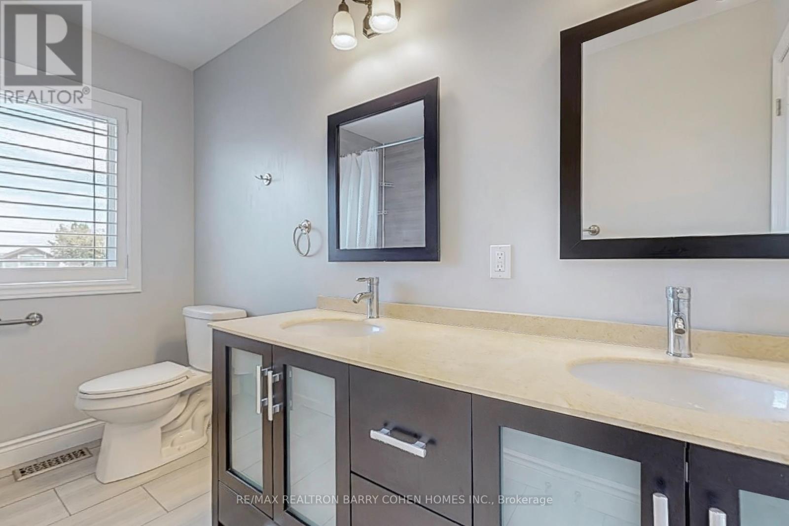 530 Duclos Point Road, Georgina, Ontario  L0E 1N0 - Photo 35 - N12380788