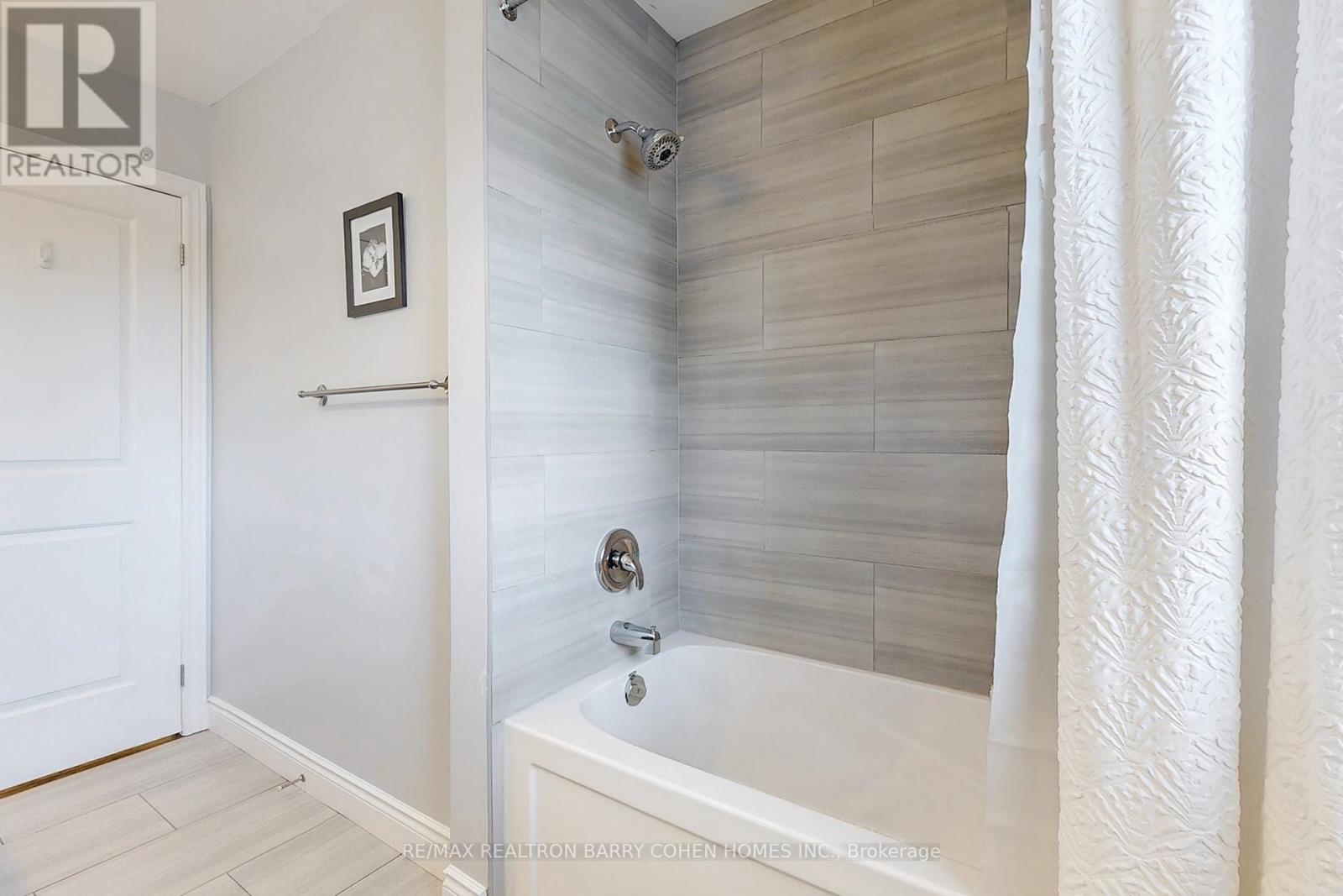 530 Duclos Point Road, Georgina, Ontario  L0E 1N0 - Photo 37 - N12380788