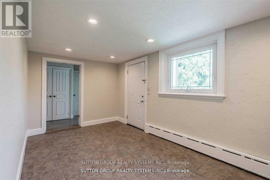 13284 Bathurst Street, King, Ontario  L7B 1K5 - Photo 13 - N12380888