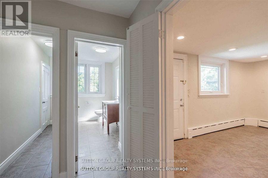 13284 Bathurst Street, King, Ontario  L7B 1K5 - Photo 14 - N12380888