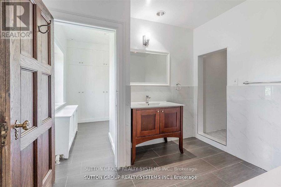 13284 Bathurst Street, King, Ontario  L7B 1K5 - Photo 22 - N12380888