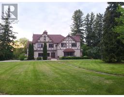 13284 BATHURST STREET, King, Ontario