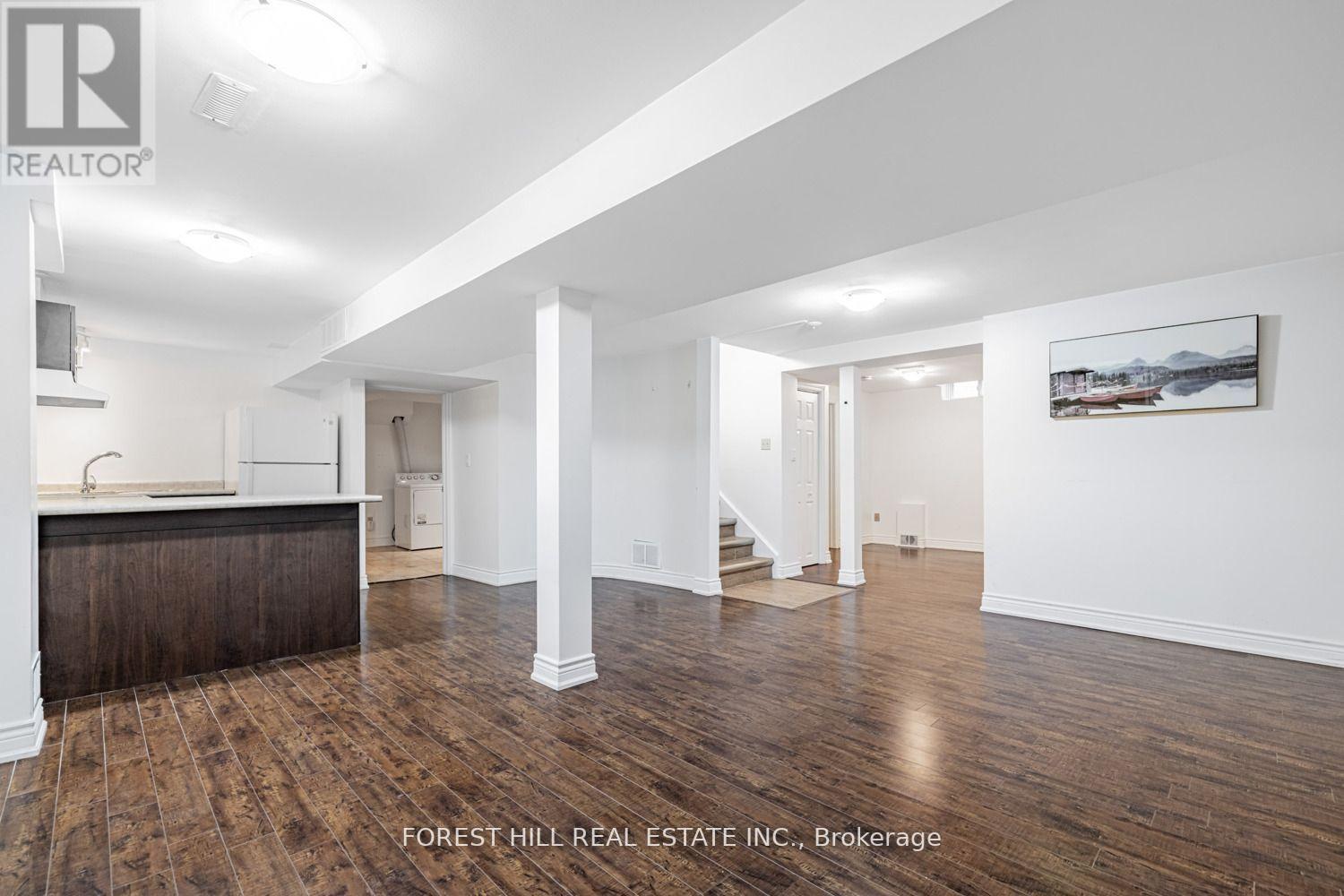 19 Eleanor Circle, Richmond Hill (South Richvale), Ontario  L4C 6K6 - Photo 29 - N12380955