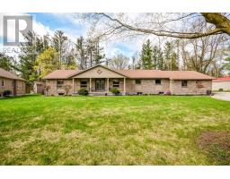12 Noraline Avenue, Springwater (Midhurst), Ca