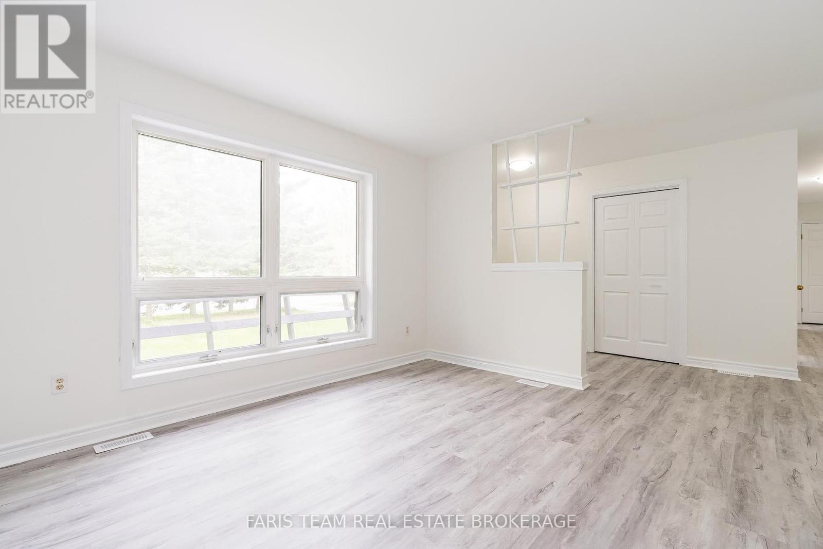 19 Wakunda Crescent, Tiny, Ontario  L9M 0B2 - Photo 11 - S12380934
