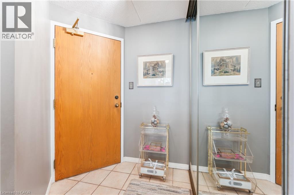 8 Christopher Court Unit# 105, Guelph, Ontario  N1G 4N7 - Photo 10 - 40766112