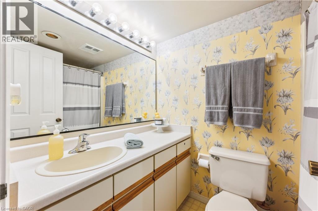 8 Christopher Court Unit# 105, Guelph, Ontario  N1G 4N7 - Photo 23 - 40766112