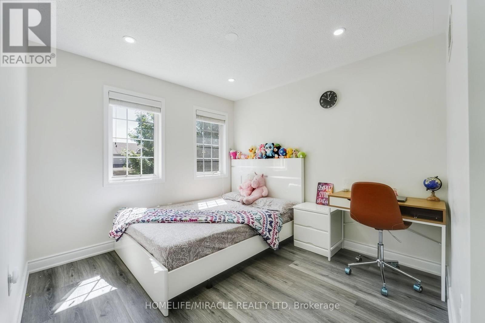 48 Jessop Drive, Brampton, Ontario  L7A 3M8 - Photo 26 - W12380746