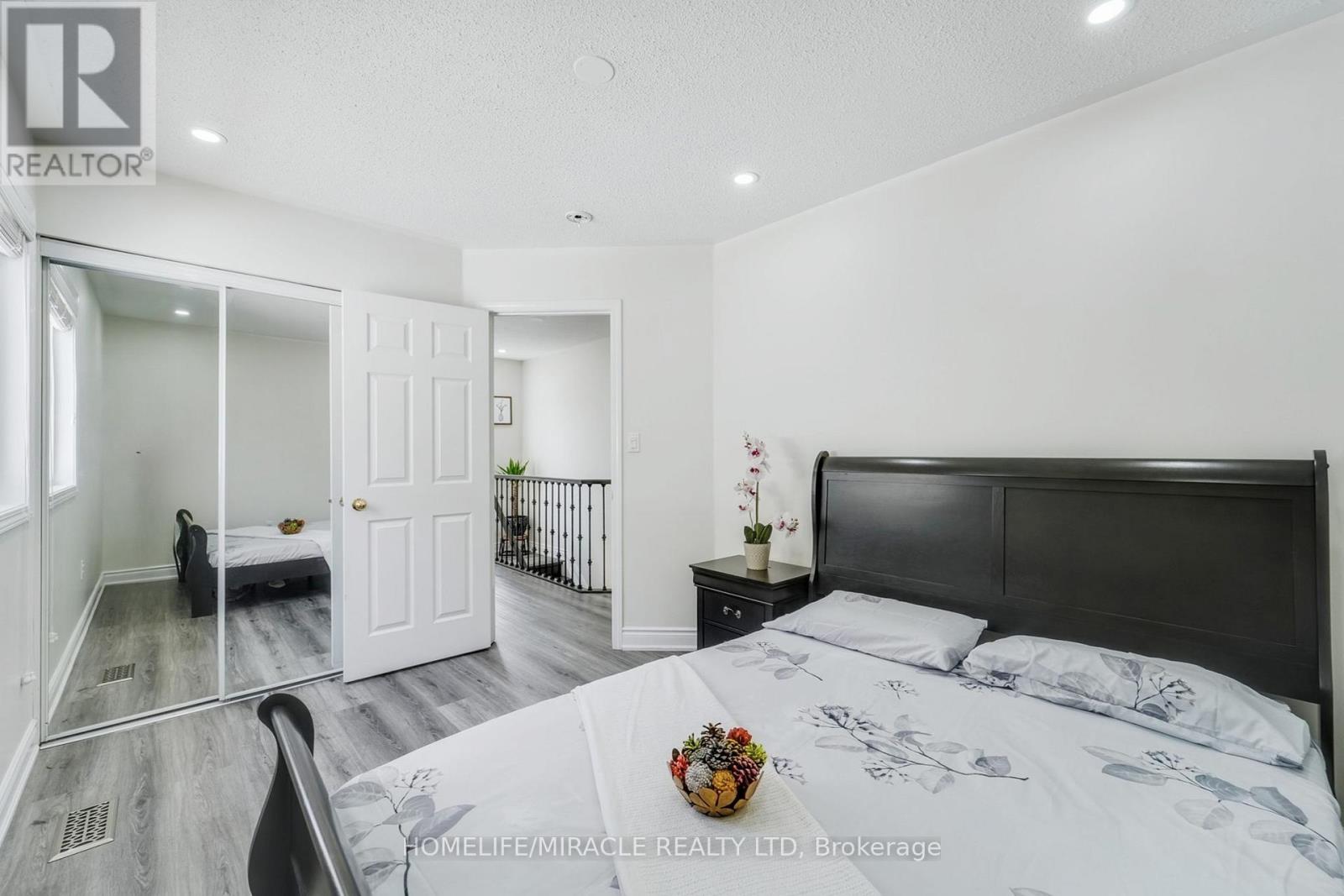 48 Jessop Drive, Brampton, Ontario  L7A 3M8 - Photo 29 - W12380746