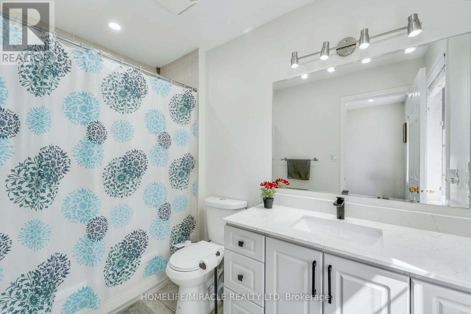 48 Jessop Drive, Brampton, Ontario  L7A 3M8 - Photo 38 - W12380746