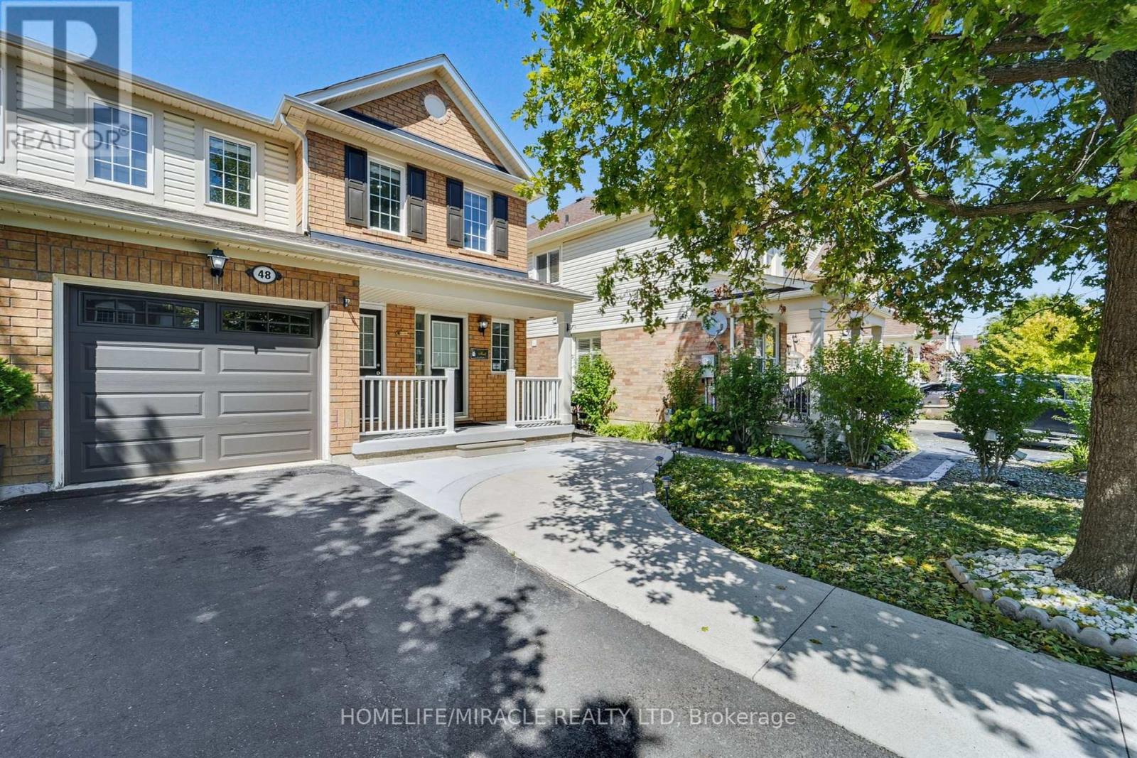 48 Jessop Drive, Brampton, Ontario  L7A 3M8 - Photo 4 - W12380746