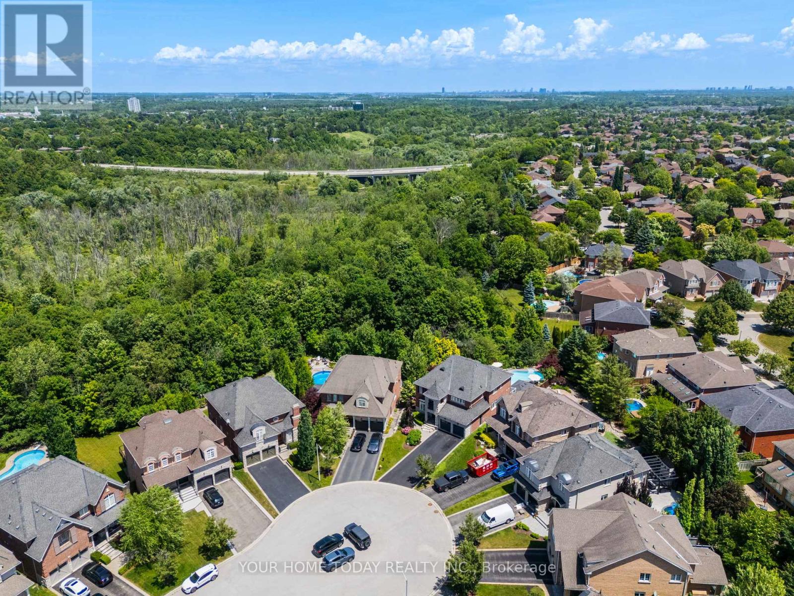 25 View Point Circle, Halton Hills (Georgetown), Ontario  L7G 6P2 - Photo 50 - W12380810
