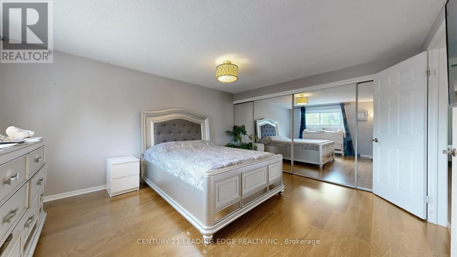 3061 Ilomar Court, Mississauga (Meadowvale), Ontario  L5N 5B6 - Photo 22 - W12380854