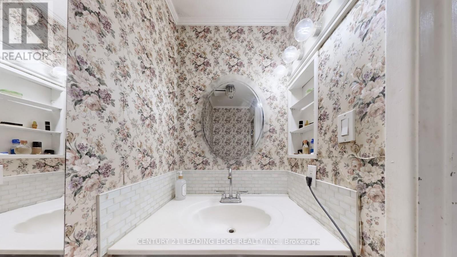 3061 Ilomar Court, Mississauga (Meadowvale), Ontario  L5N 5B6 - Photo 24 - W12380854