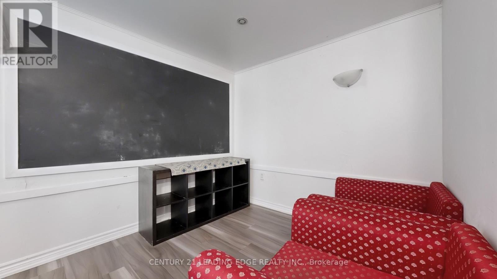 3061 Ilomar Court, Mississauga (Meadowvale), Ontario  L5N 5B6 - Photo 32 - W12380854