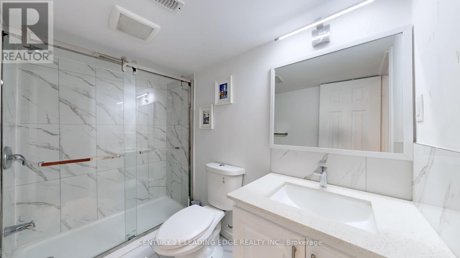 3061 Ilomar Court, Mississauga (Meadowvale), Ontario  L5N 5B6 - Photo 38 - W12380854