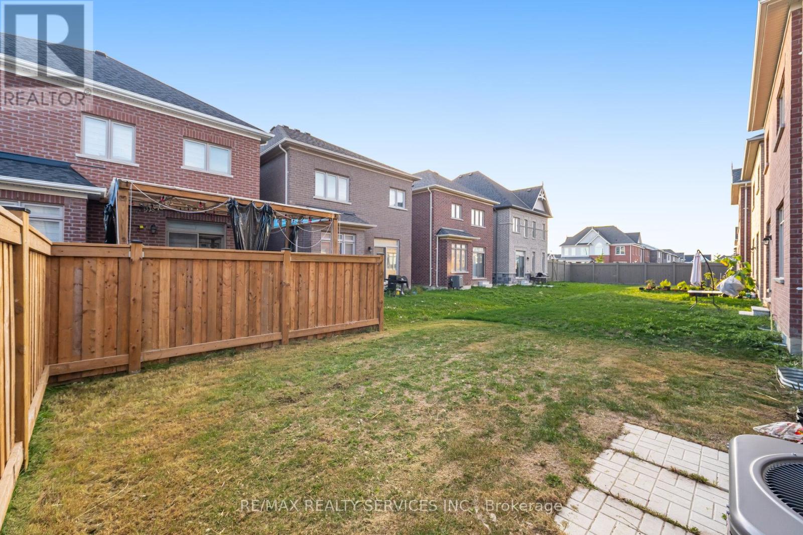 42 Thornvalley Terrace, Caledon, Ontario  L7C 4H9 - Photo 31 - W12380867